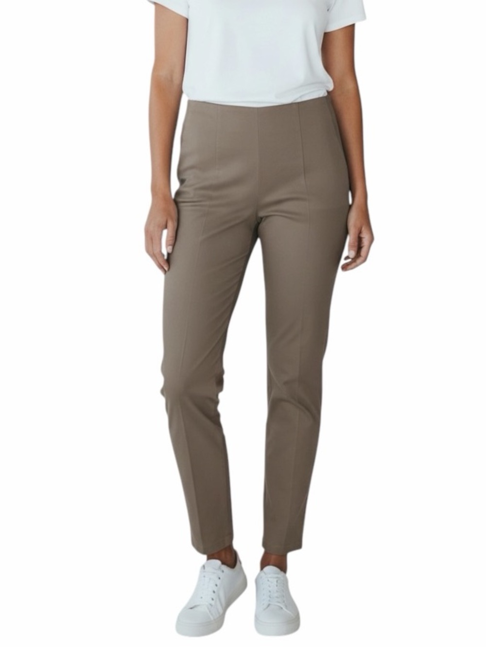 Eddie Bauer•Bremerton Fit Slim Ankle Pants in Taupe